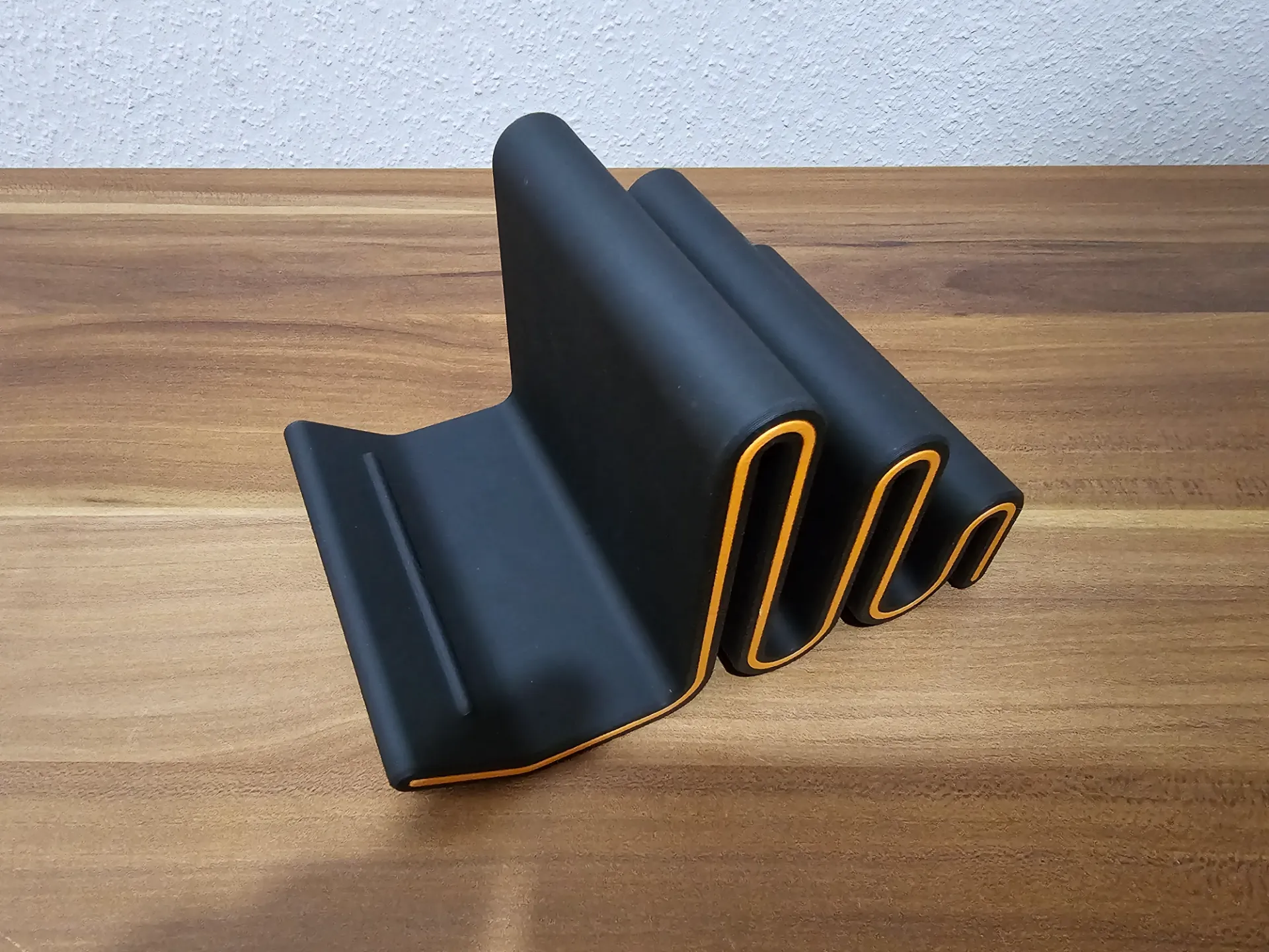 2024-03-04_5da28b130baf7 Phone and Tablet Stand