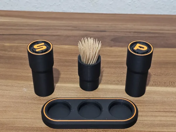 Design Salt & Pepper Dispenser