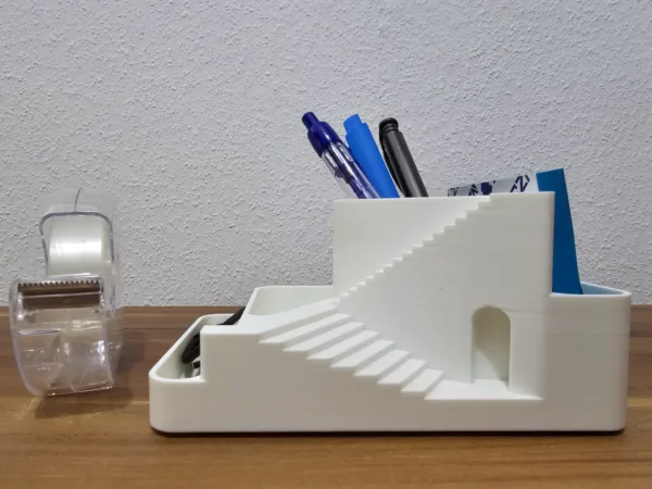 MODERN DESIGN PEN HOLDER