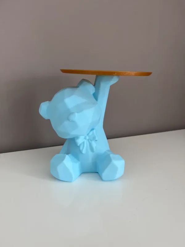 Sweet Low-Poly Beer Key Shelf