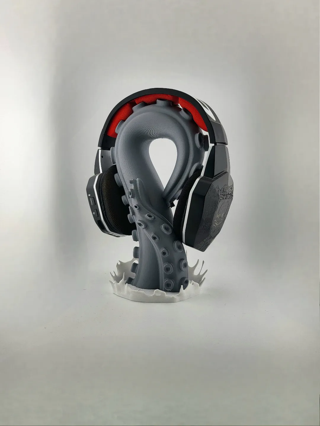 2024-10-31_321e73f73fe9 Tentacle Headphone Stand