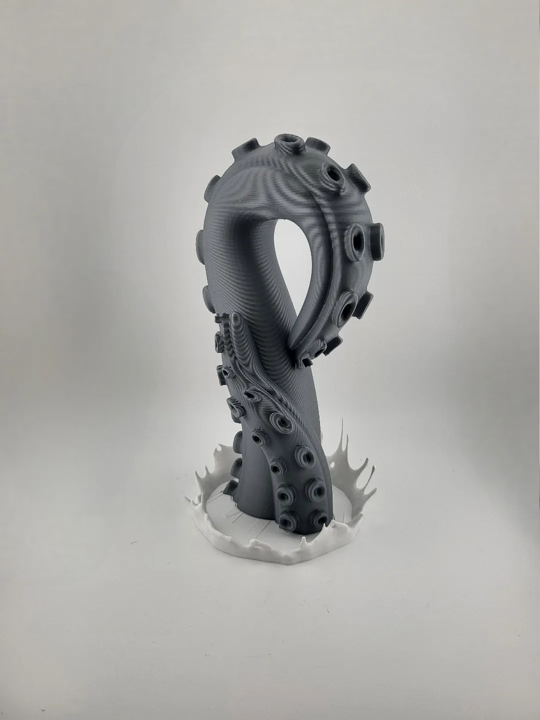 2024-10-31_3481e69f2ee05 Tentacle Headphone Stand